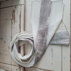 Jacqueline Ferrar Pleated Scarf